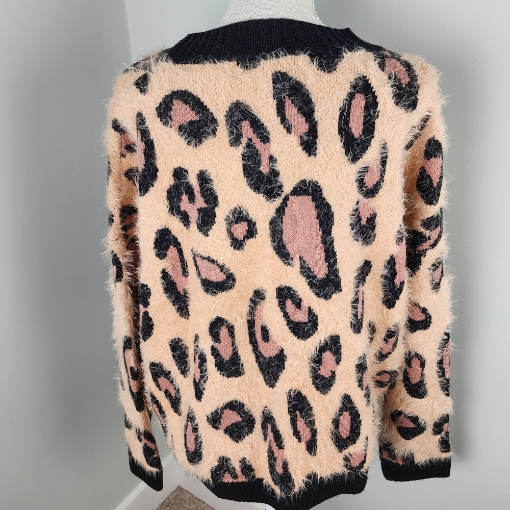 Mink Pink Fuzzy Leopard Print Oversized Cropped S… - image 8